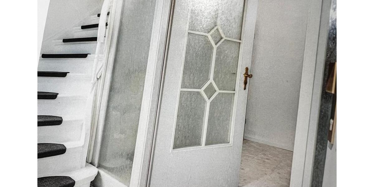 Einfamilienhaus Reinbek - 6 Zimmer, 142 m&sup2;, 1.800&euro; | Angebot:26425250