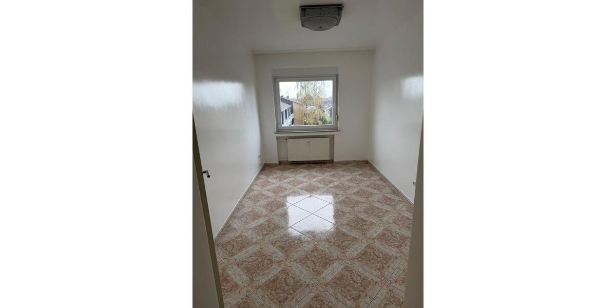 Etagenwohnung Kerpen Buir - 3 Zimmer, 115 m&sup2;, 1.400&euro; | Angebot:25305673