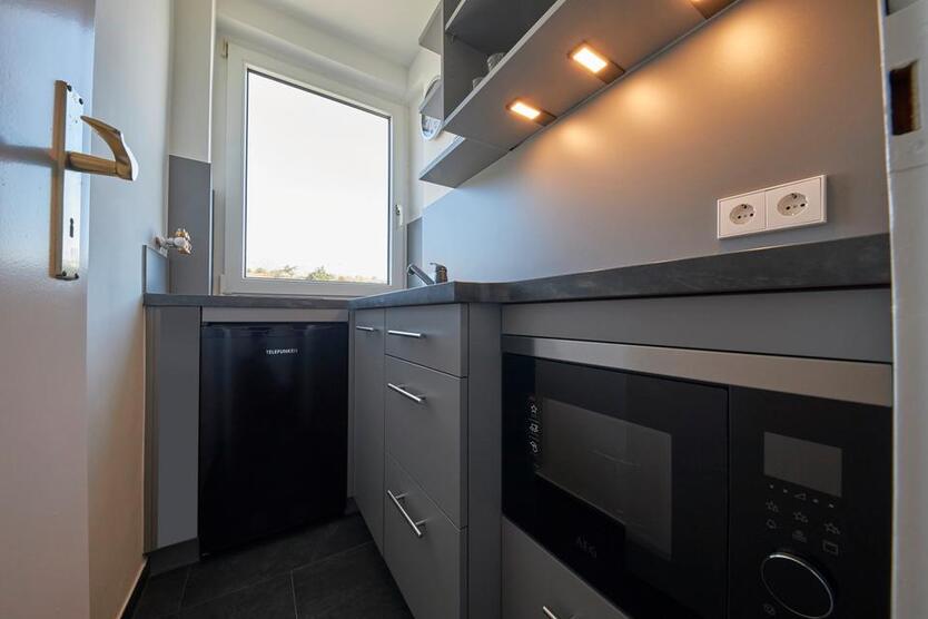 neu renovierte, moderne 1-Zimmer-Wohnung - S-West mit Aufzug - 1213