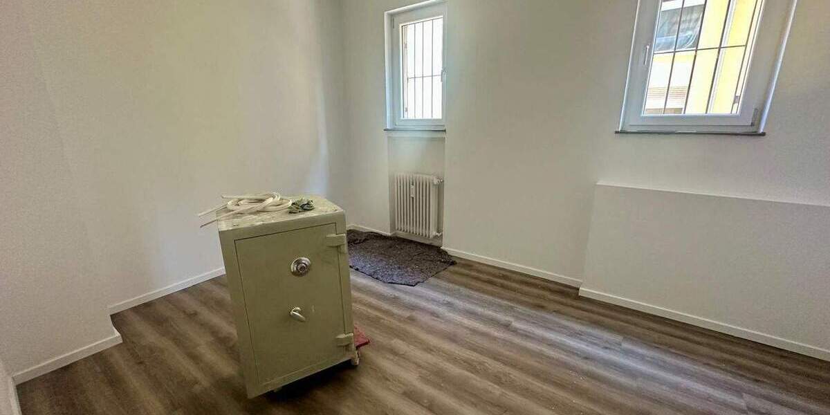 Einfamilienhaus Stuttgart Ost - 2.050&euro; | Angebot:25108626