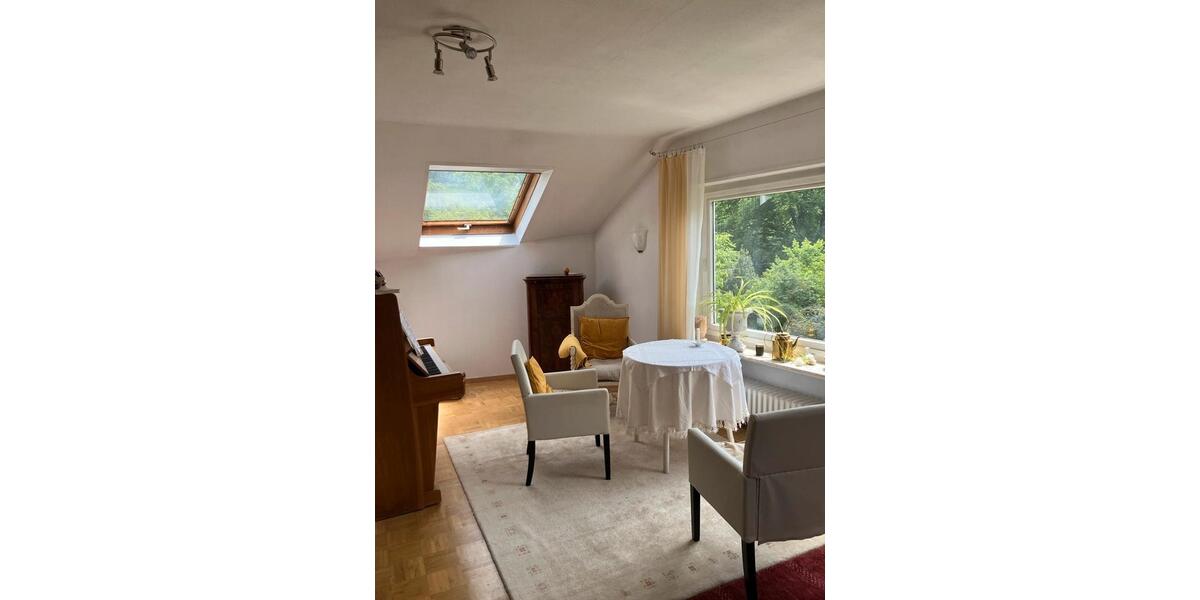 Dachgeschoßwohnung Bad Boll - 2 Zimmer, 43 m&sup2;, 750&euro; | Angebot:26636231