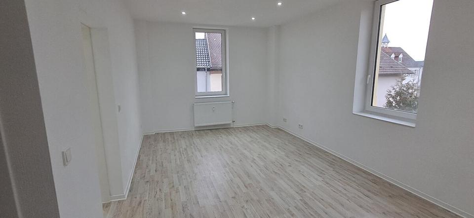 Etagenwohnung Kirkel - 2 Zimmer, 60 m&sup2;, 680&euro; | Angebot:25052890