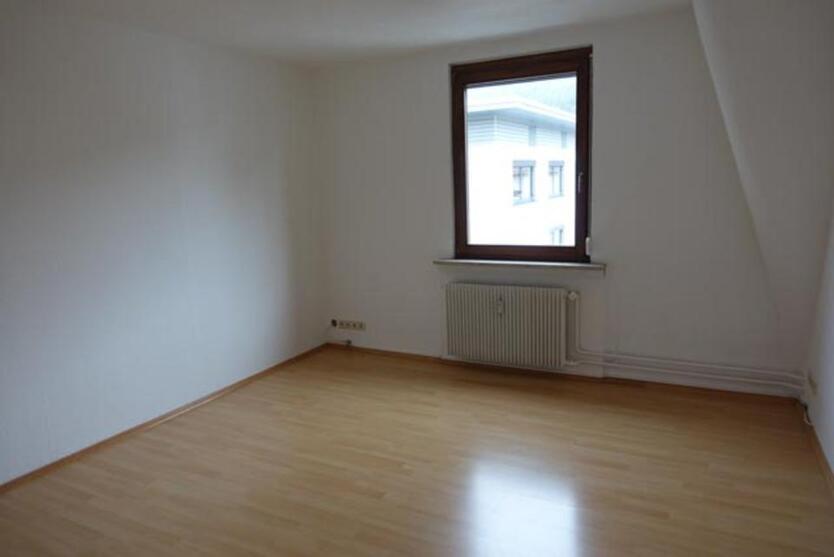 1 Zimmer in 3er WG, mit EBK + Bad, 72458 Albstadt- Ebingen