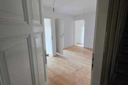 Wohnung Gröningen - 1.5 Zimmer, 55 m&sup2;, 357&euro; | Angebot:25284538