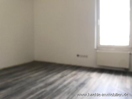 Etagenwohnung Dresden Cotta - 4 Zimmer, 126 m&sup2;, 1.050&euro; | Angebot:26675793