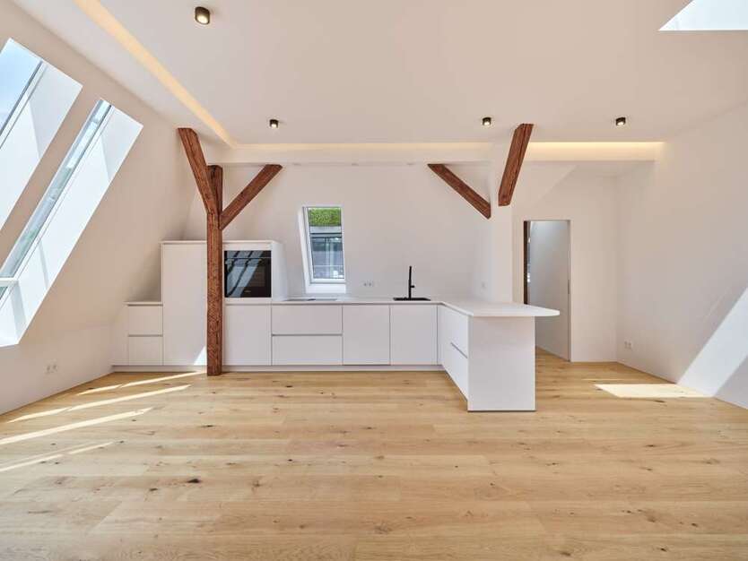 Wohnung zum Mieten in Stuttgart Stuttgart-Mitte 3.300 € 115 m²
