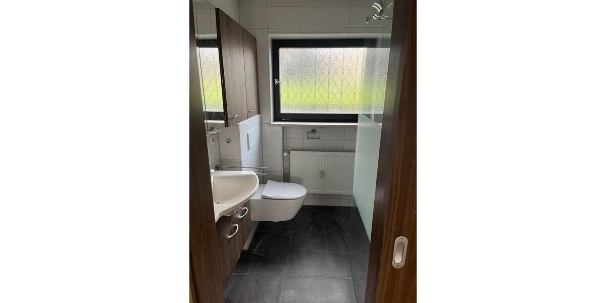 Erdgeschoßwohnung Hengersberg - 2 Zimmer, 72 m&sup2;, 650&euro; | Angebot:25852697