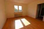 Dachgeschoßwohnung Wilhelmshaven - 3 Zimmer, 65 m&sup2;, 400&euro; | Angebot:26687655