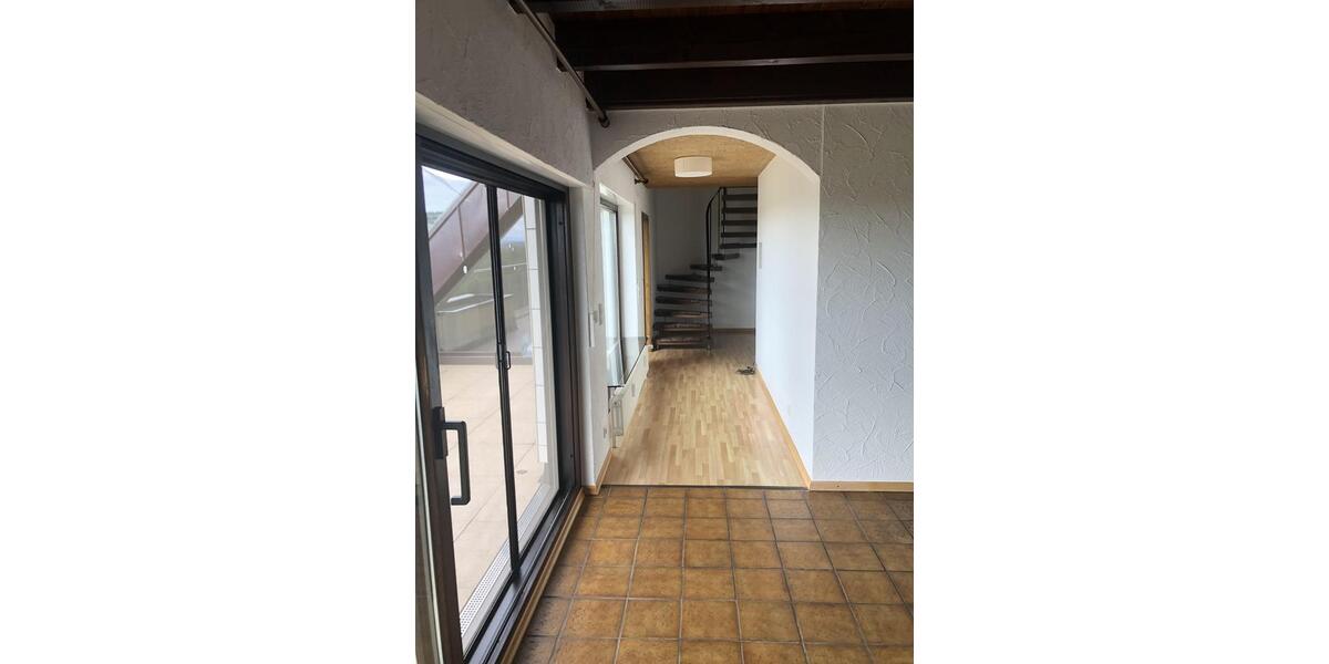 Maisonettenwohnung Baden-Baden Lichtental - 4 Zimmer, 196 m&sup2;, 1.400&euro; | Angebot:26031768