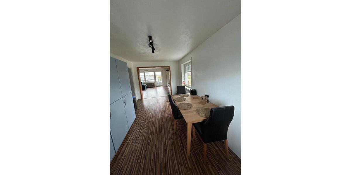Etagenwohnung Kirchdorf an der Iller - 3 Zimmer, 85 m&sup2;, 1.100&euro; | Angebot:26424782