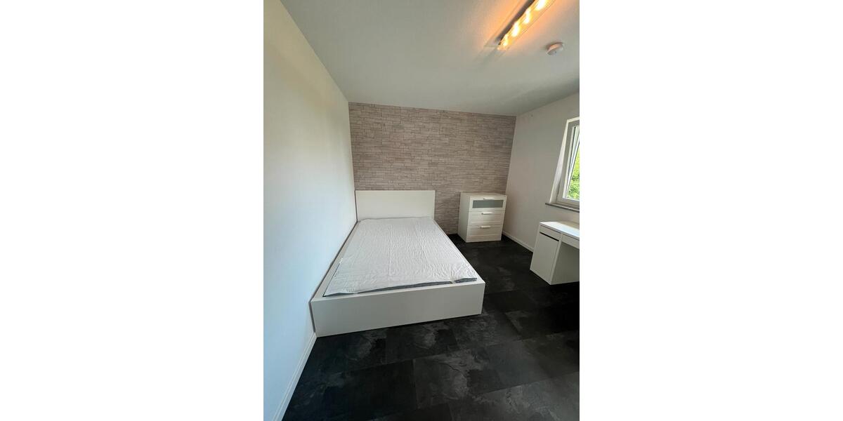 Wohnen auf Zeit Haar - 3 Zimmer, 100 m&sup2;, 700&euro; | Angebot:26048346