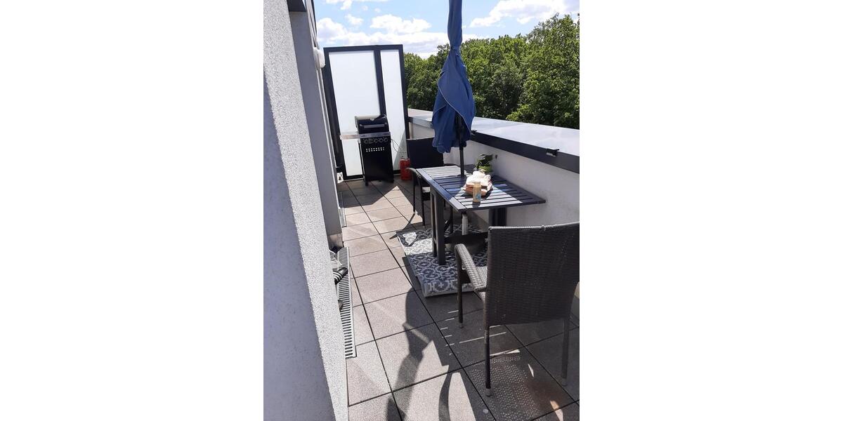 Dachgeschoßwohnung Hamburg Langenhorn - 3 Zimmer, 88 m&sup2;, 1.650&euro; | Angebot:26539451