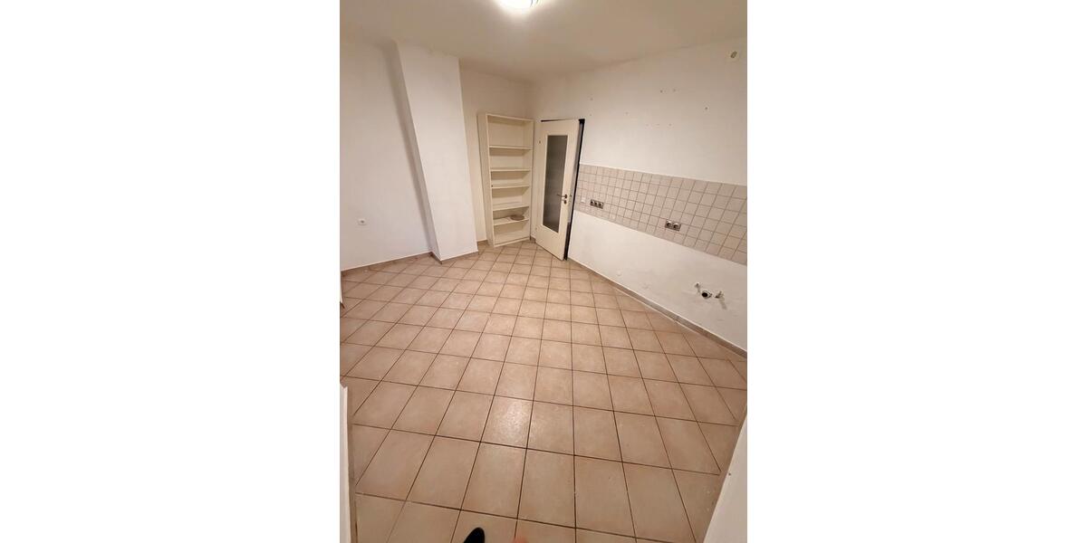 Erdgeschoßwohnung Geisenheim - 3 Zimmer, 110 m&sup2;, 1.350&euro; | Angebot:25994571