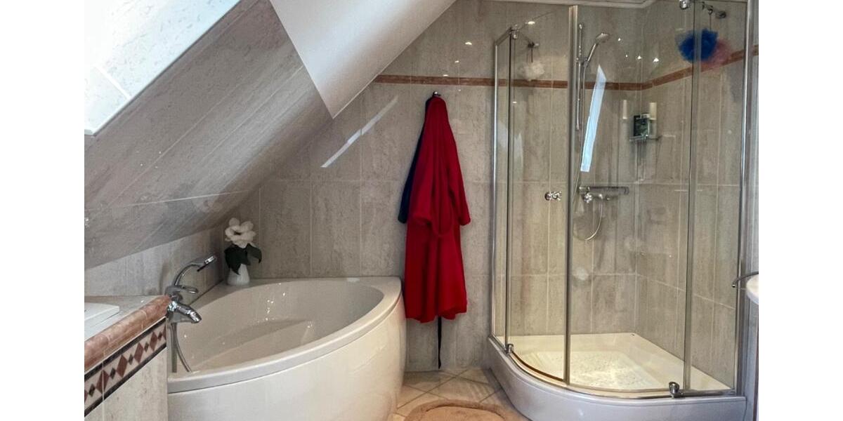 Einfamilienhaus Husum - 7 Zimmer, 181 m&sup2;, 1.850&euro; | Angebot:26563609