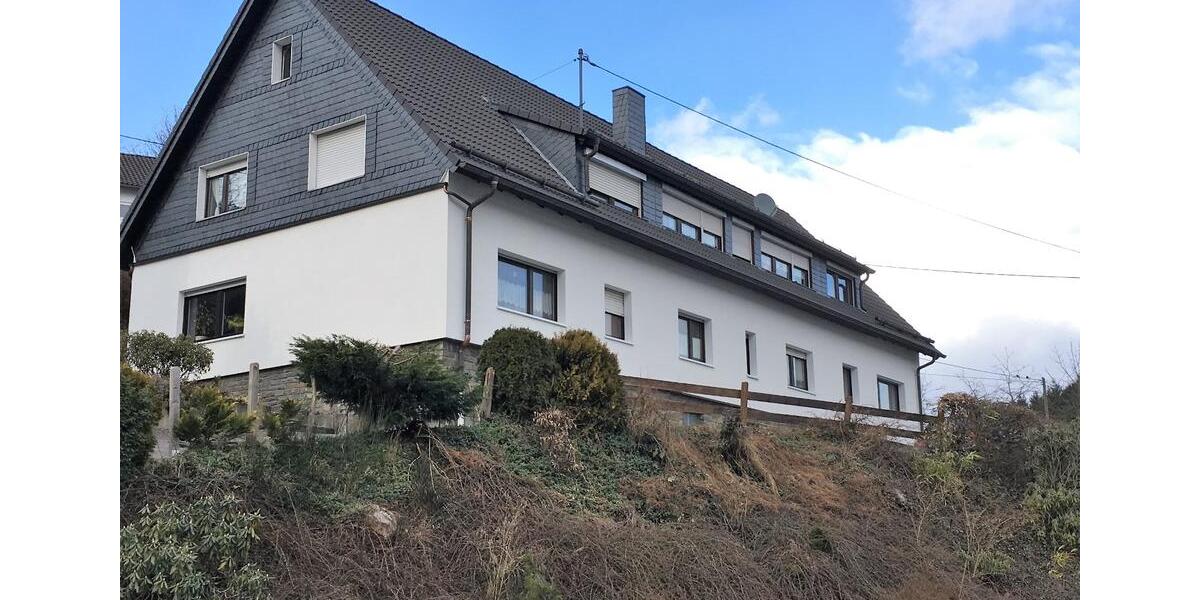 Dachgeschoßwohnung Bergneustadt - 3 Zimmer, 61 m&sup2;, 320&euro; | Angebot:24813798