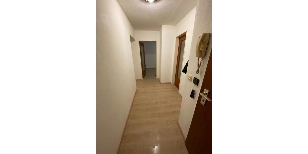 Etagenwohnung Duisburg Hamborn - 2 Zimmer, 60 m&sup2;, 330&euro; | Angebot:24806606