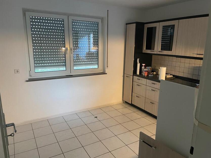 1 Zimmer Möbliert in 3er WG (ca. 20qm)