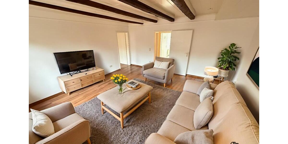 Dachgeschoßwohnung Weißenfels - 4 Zimmer, 111 m&sup2;, 595&euro; | Angebot:26031673