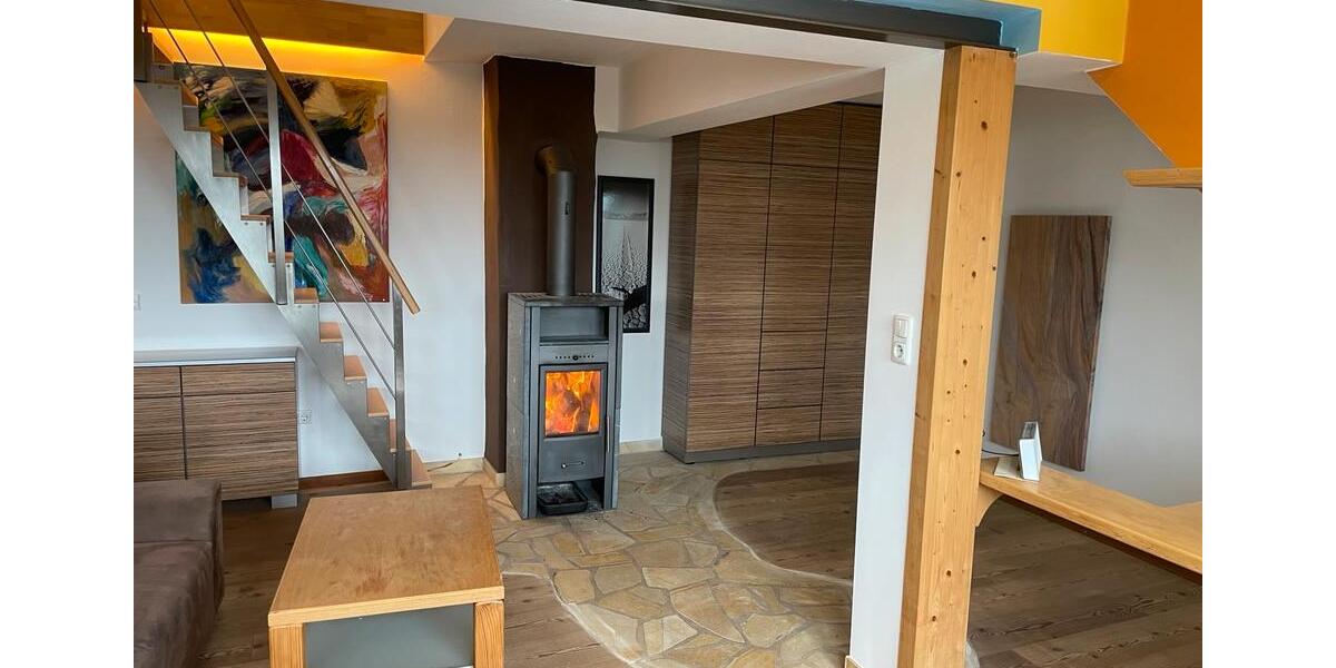 Dachgeschoßwohnung Kirchenthumbach - 1 Zimmer, 55 m&sup2;, 550&euro; | Angebot:24434245