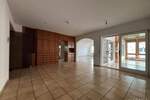 Großzügiges Wohnen -- ca. 230 qm auf einer Etage! 5 zimmer