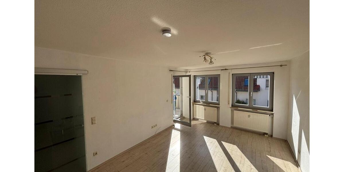 Etagenwohnung Wilkau-Haßlau Haßlau - 2 Zimmer, 51 m&sup2;, 357&euro; | Angebot:26050446
