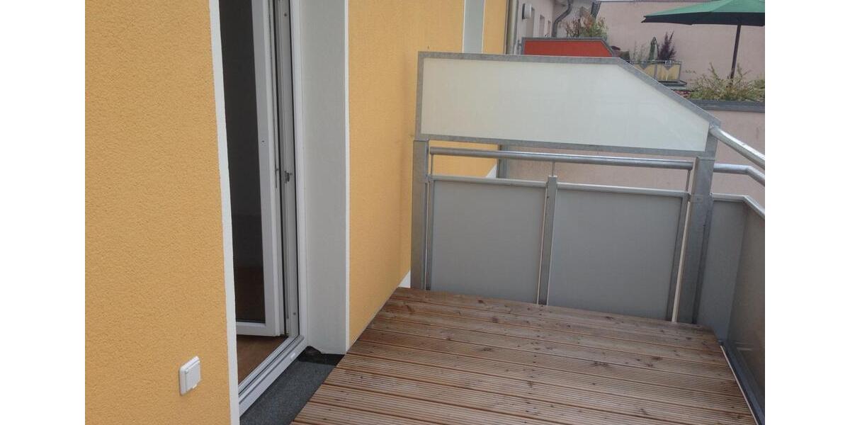 Dachgeschoßwohnung Greifswald - 3 Zimmer, 120 m&sup2;, 1.300&euro; | Angebot:24837715