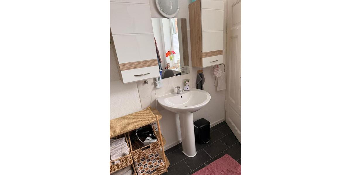 Reihenhaus Einbeck - 7 Zimmer, 150 m&sup2;, 1.190&euro; | Angebot:26531328