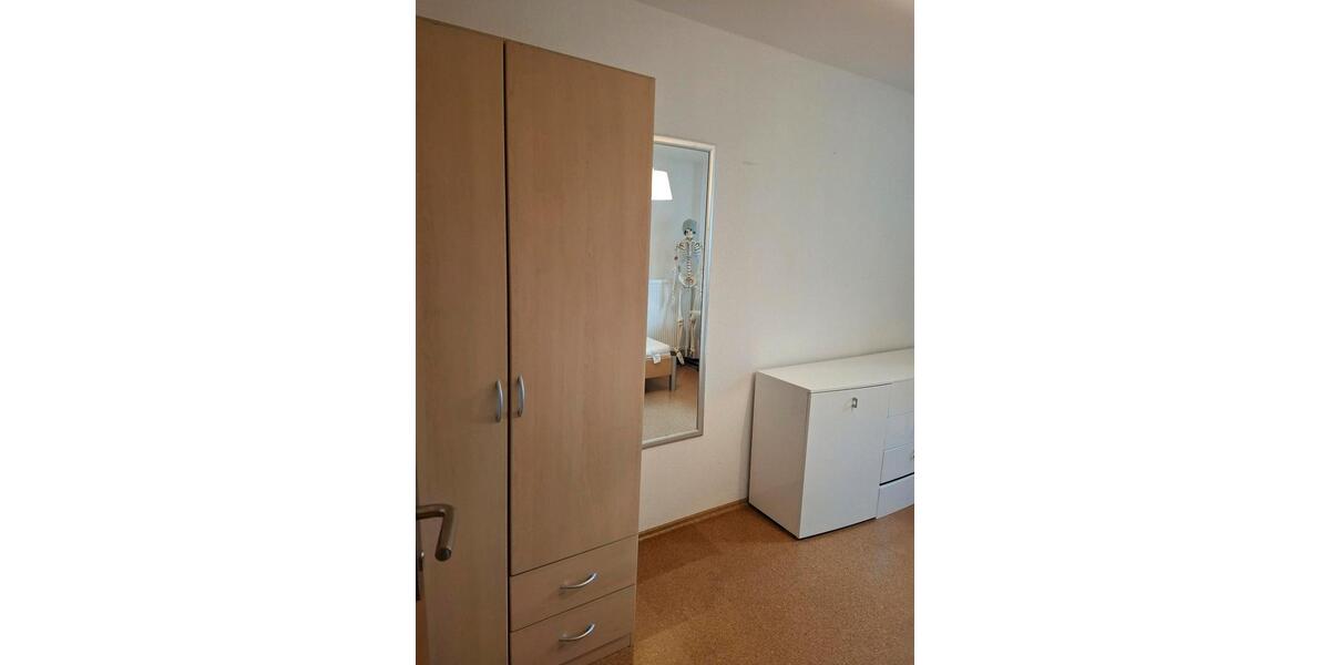 Wohnen auf Zeit Ravensburg - 1 Zimmer, 12 m&sup2;, 350&euro; | Angebot:25989621