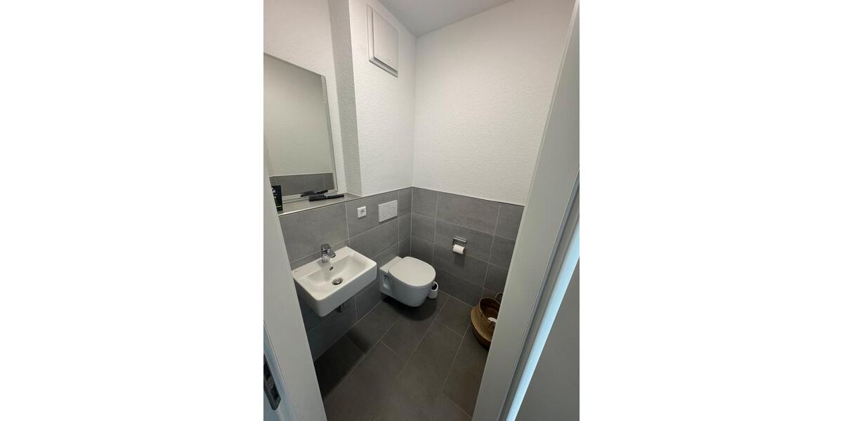 Reihenhaus Bad Endbach - 6 Zimmer, 128 m&sup2;, 1.350&euro; | Angebot:26604950