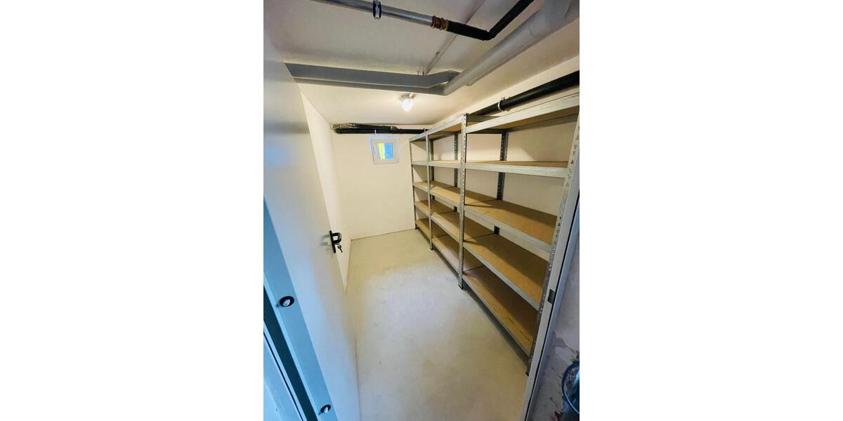 Etagenwohnung Schorndorf - 3.5 Zimmer, 82 m&sup2;, 1.300&euro; | Angebot:26600785