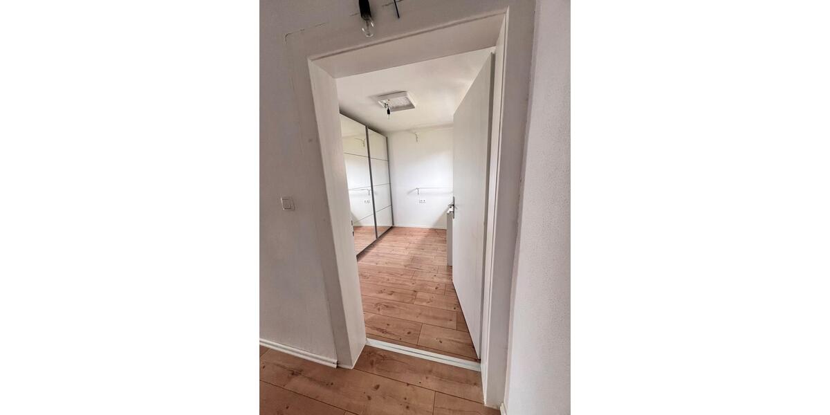 Etagenwohnung Monheim - 3 Zimmer, 50 m&sup2;, 590&euro; | Angebot:26050509