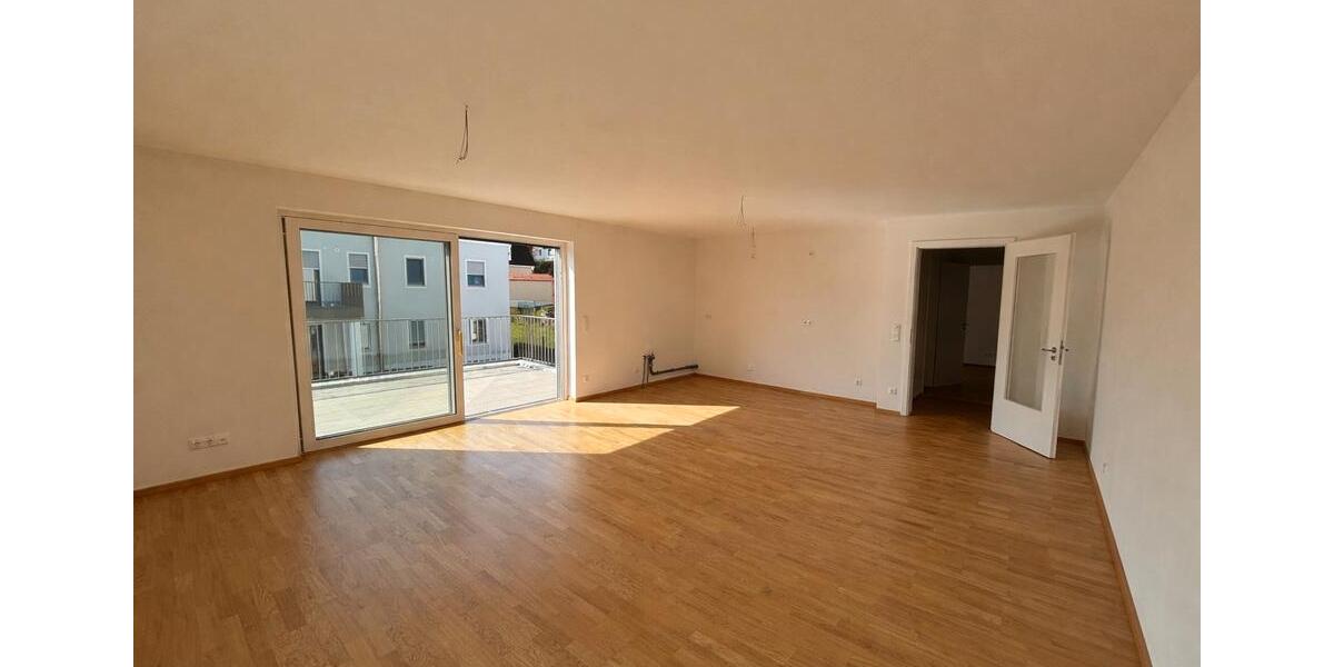 Etagenwohnung Nabburg - 3 Zimmer, 92 m&sup2;, 1.065&euro; | Angebot:26531539
