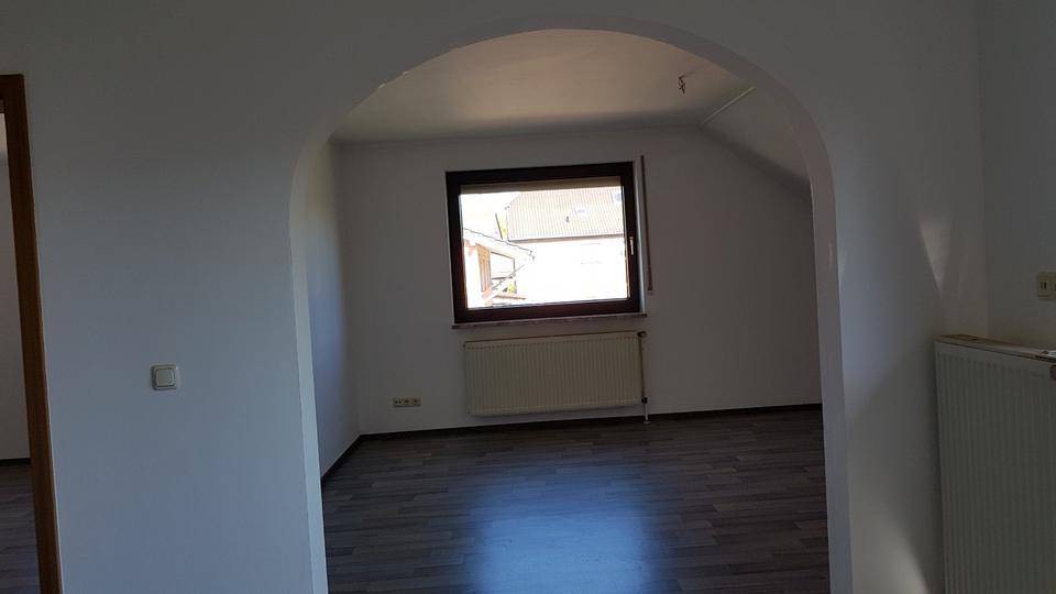 Dachgeschoßwohnung Peine - 2 Zimmer, 63 m&sup2;, 550&euro; | Angebot:25613502