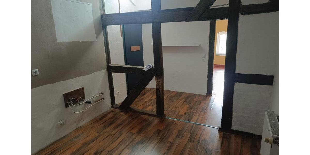 Dachgeschoßwohnung Lalendorf - 1 Zimmer, 38 m&sup2;, 290&euro; | Angebot:25693426