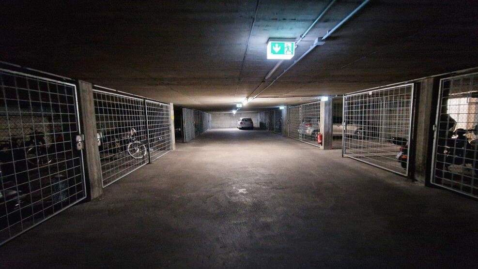 Komfortables Wohnen: Balkon, Tiefgarage, Pool & Sauna in Duisburg 3 zimmer