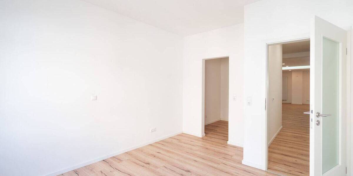 Etagenwohnung Bad Neustadt a. d. Saale Bad Neustadt - 2 Zimmer, 100 m&sup2;, 950&euro; | Angebot:25800370