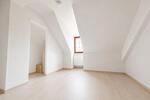 Dachgeschoßwohnung Zittau - 2 Zimmer, 52 m&sup2;, 330&euro; | Angebot:26482998