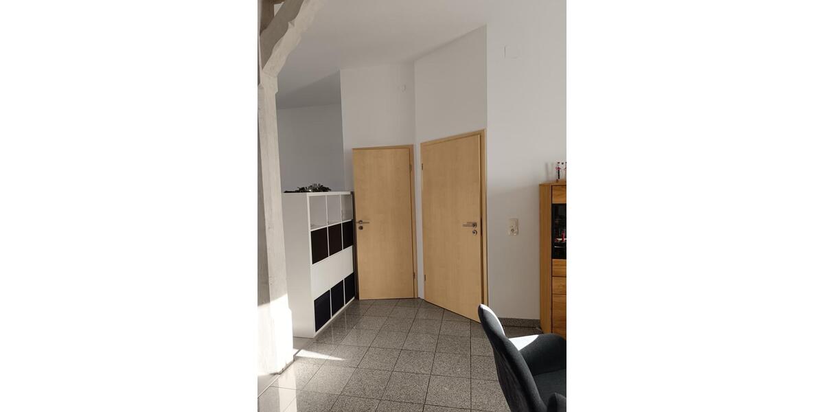 Hochparterre Neuffen - 2 Zimmer, 80 m&sup2;, 810&euro; | Angebot:24495538