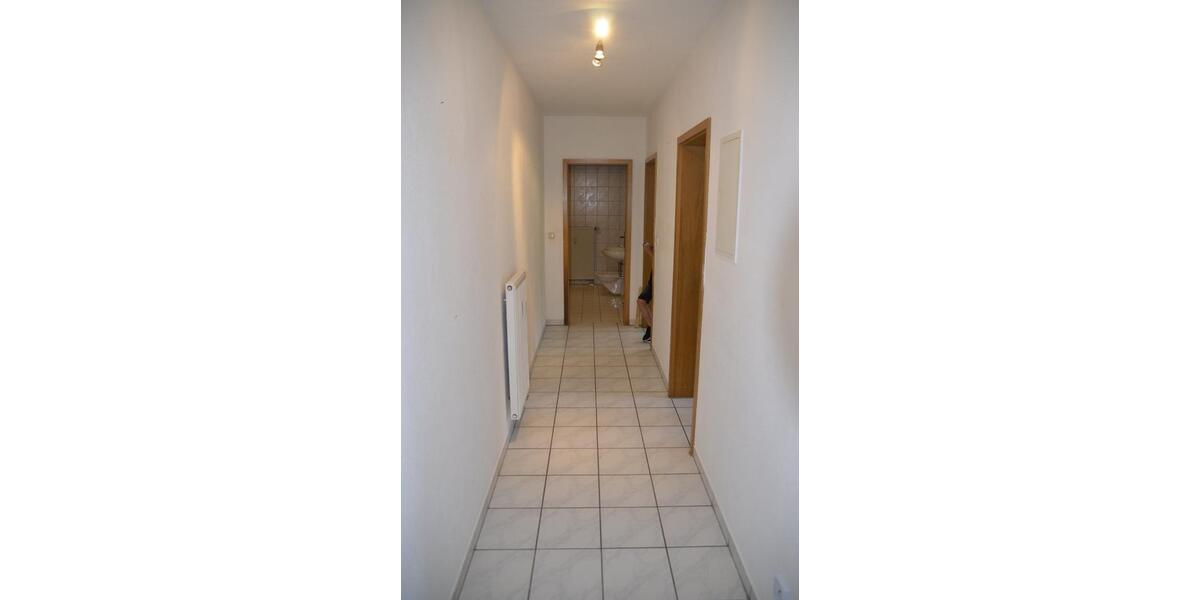 Etagenwohnung Schierling - 3 Zimmer, 90 m&sup2;, 600&euro; | Angebot:25655385