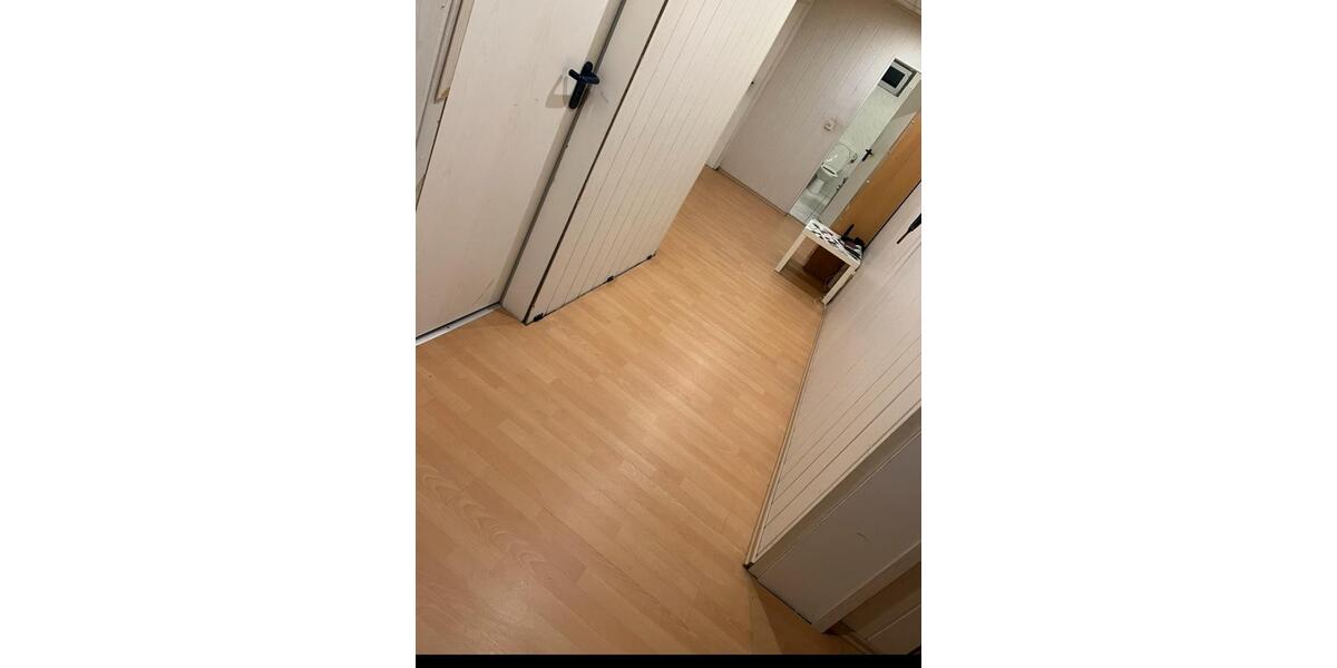 WG, Billig wohnen in petersfehn. 3 Zimmern frei 4 zimmer