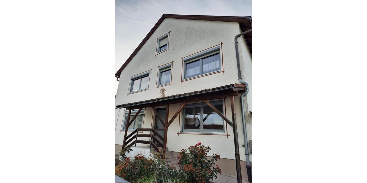 Großzügiges Einfamilienhaus mit Garten im Altmühltal zu vermieten 7 zimmer