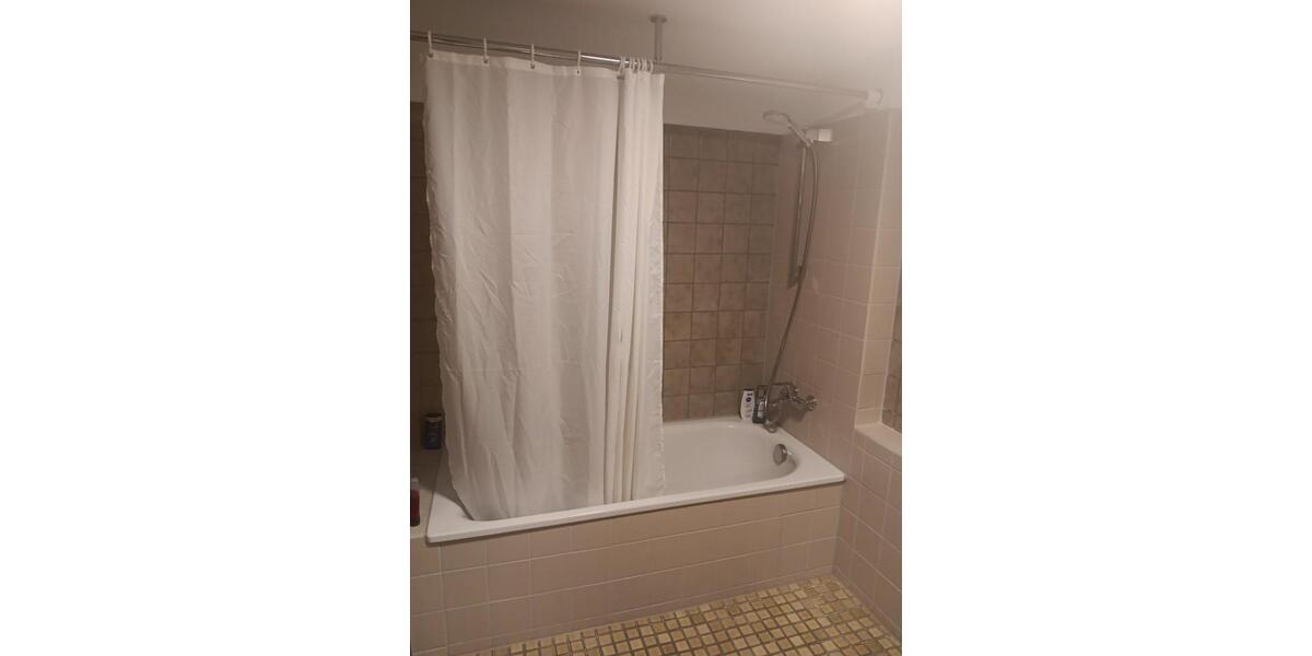 Wohnen auf Zeit Villingen-Schwenningen Schwenningen - 1 Zimmer, 14 m&sup2;, 360&euro; | Angebot:25996383