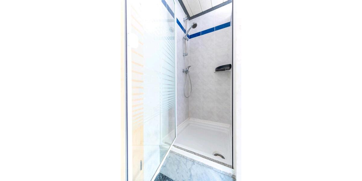 Erdgeschoßwohnung Ebermannsdorf - 3 Zimmer, 125 m&sup2;, 1.000&euro; | Angebot:26045133