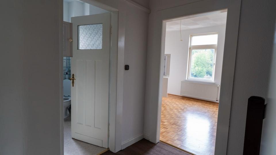 Dachgeschoßwohnung Saarbrücken St. Arnual - 3 Zimmer, 80 m&sup2;, 980&euro; | Angebot:26236826