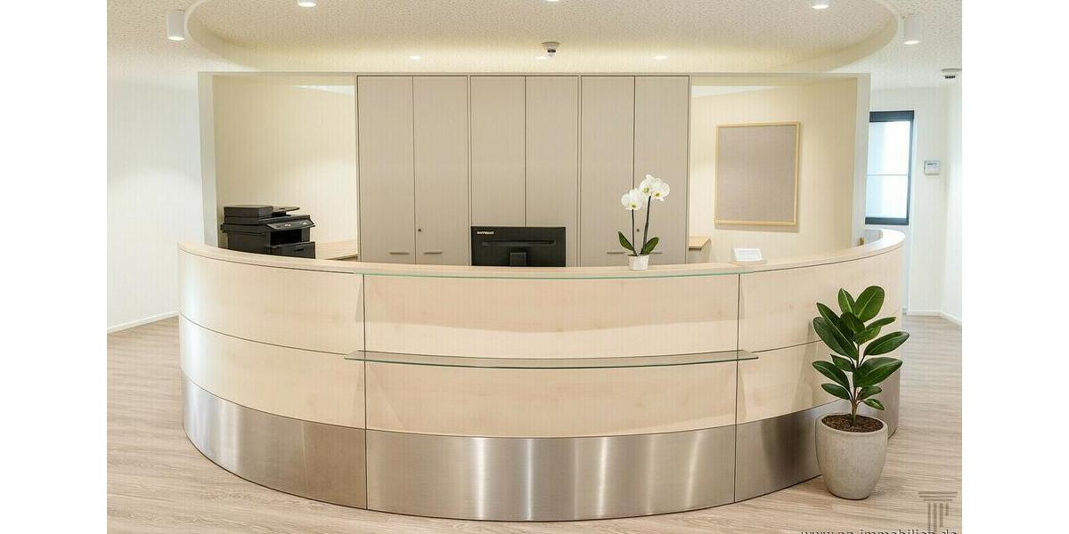 REPRÄSENTATIVE BÜRO- ODER PRAXISFLÄCHE IN FR-LANDWASSER! zimmer