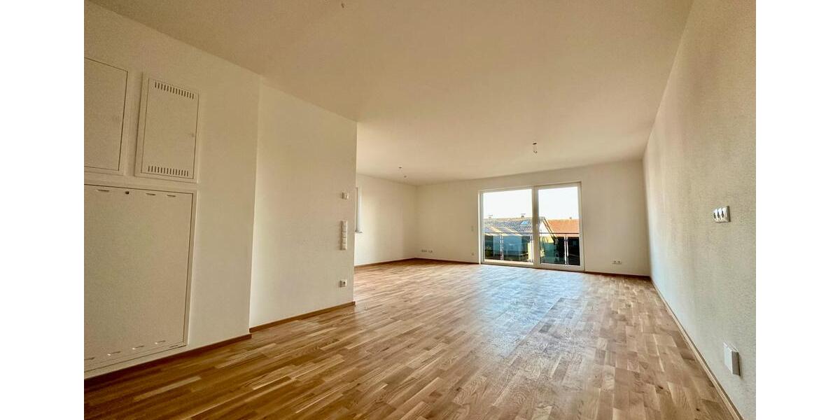 Dachgeschoßwohnung Unterdietfurt - 3 Zimmer, 90 m&sup2;, 1.000&euro; | Angebot:24678585