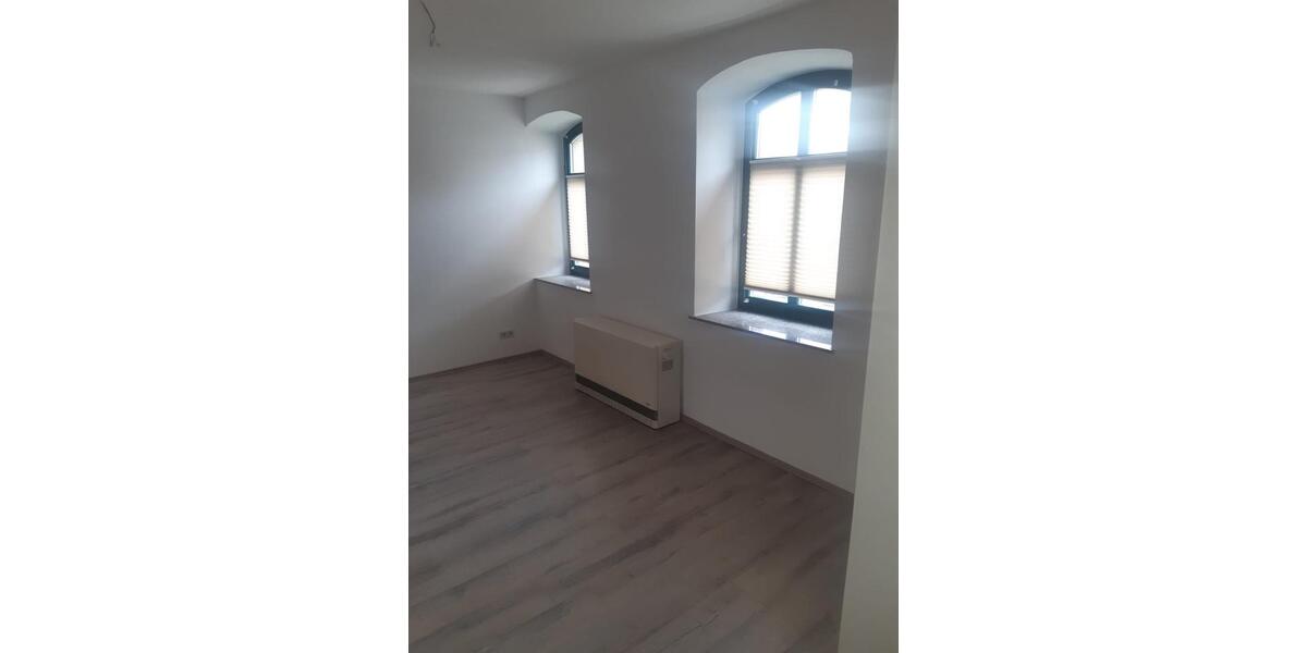 Erdgeschoßwohnung Ebersbach - 3 Zimmer, 95 m&sup2;, 649&euro; | Angebot:26368850