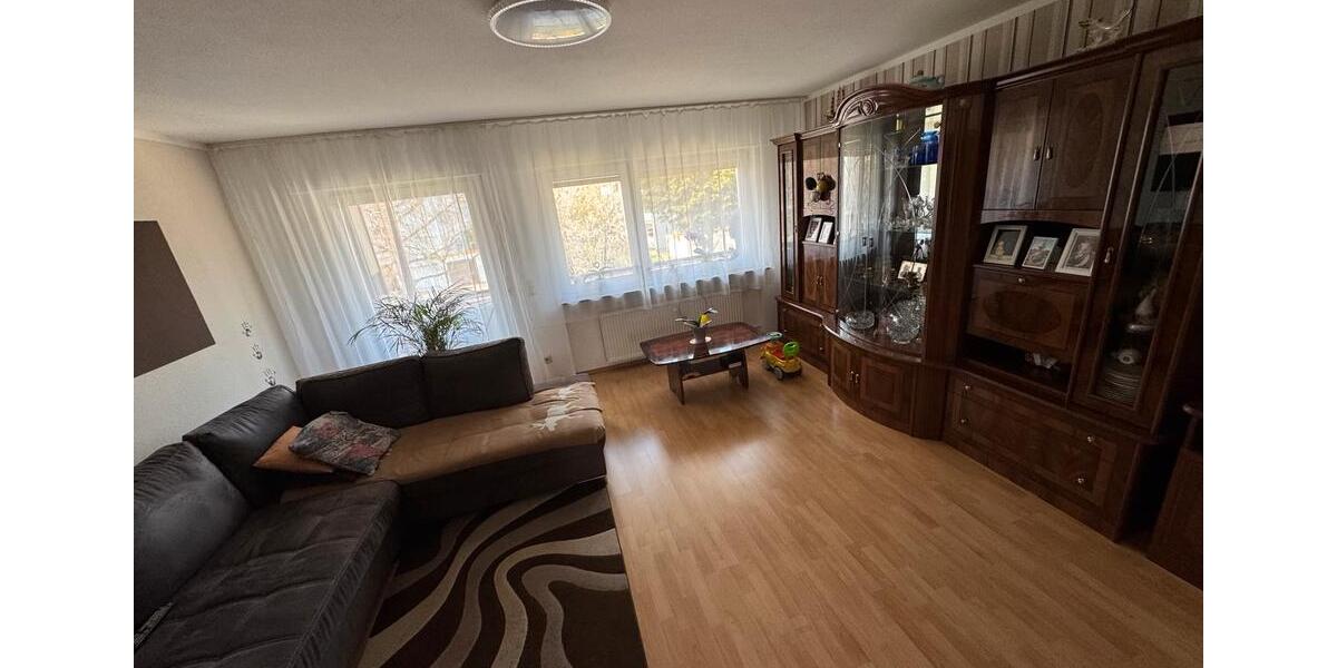 Etagenwohnung Alzey - 3 Zimmer, 76 m&sup2;, 780&euro; | Angebot:25875226