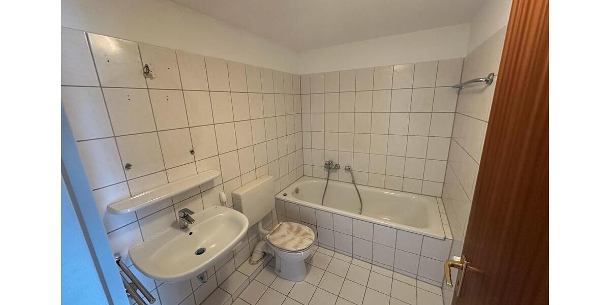 Dachgeschoßwohnung Köthen (Anhalt) - 3 Zimmer, 62 m&sup2;, 495&euro; | Angebot:26033186