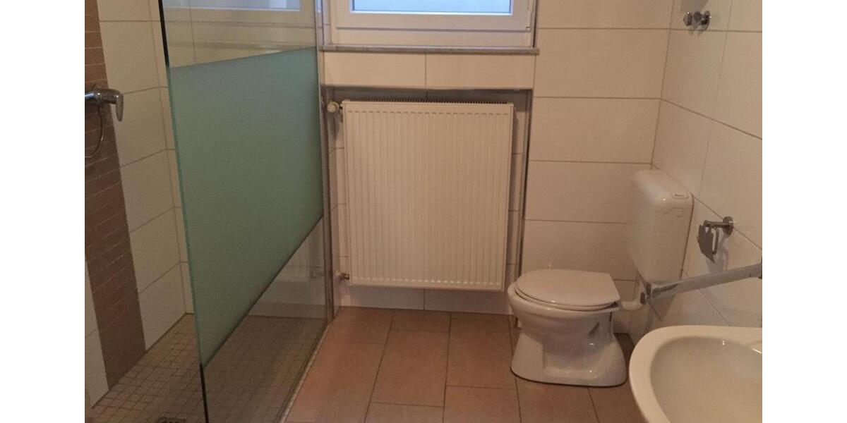 Erdgeschoßwohnung Schönecken - 4 Zimmer, 114 m&sup2;, 770&euro; | Angebot:26653130